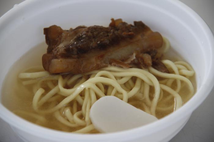 新しいイメージ 沖縄そば.JPG